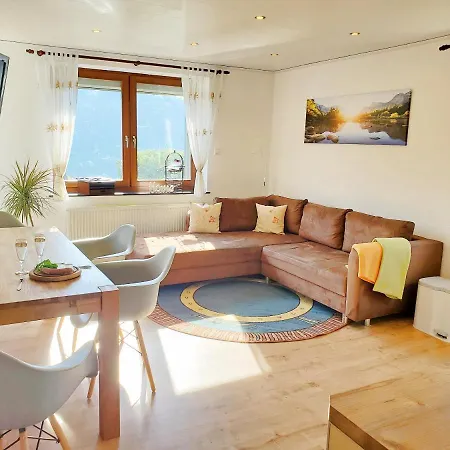 Sonnenblick Apartment *